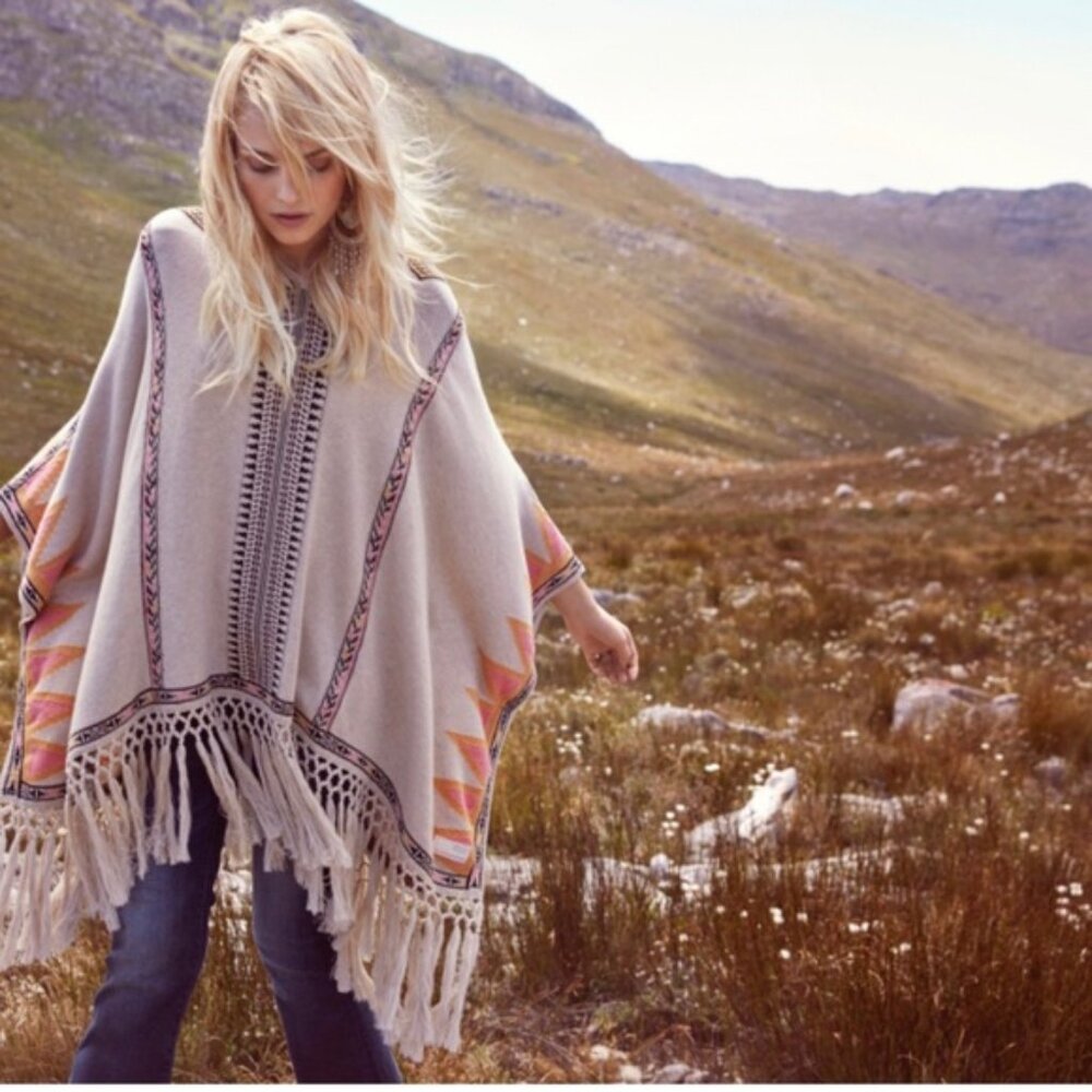 NWOT Anthropologie Odd Molly 100% Cotton Poncho - One Size Fits All